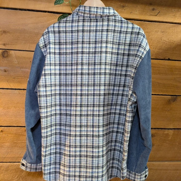 Over-sized Flannel - Picture 2 of 6